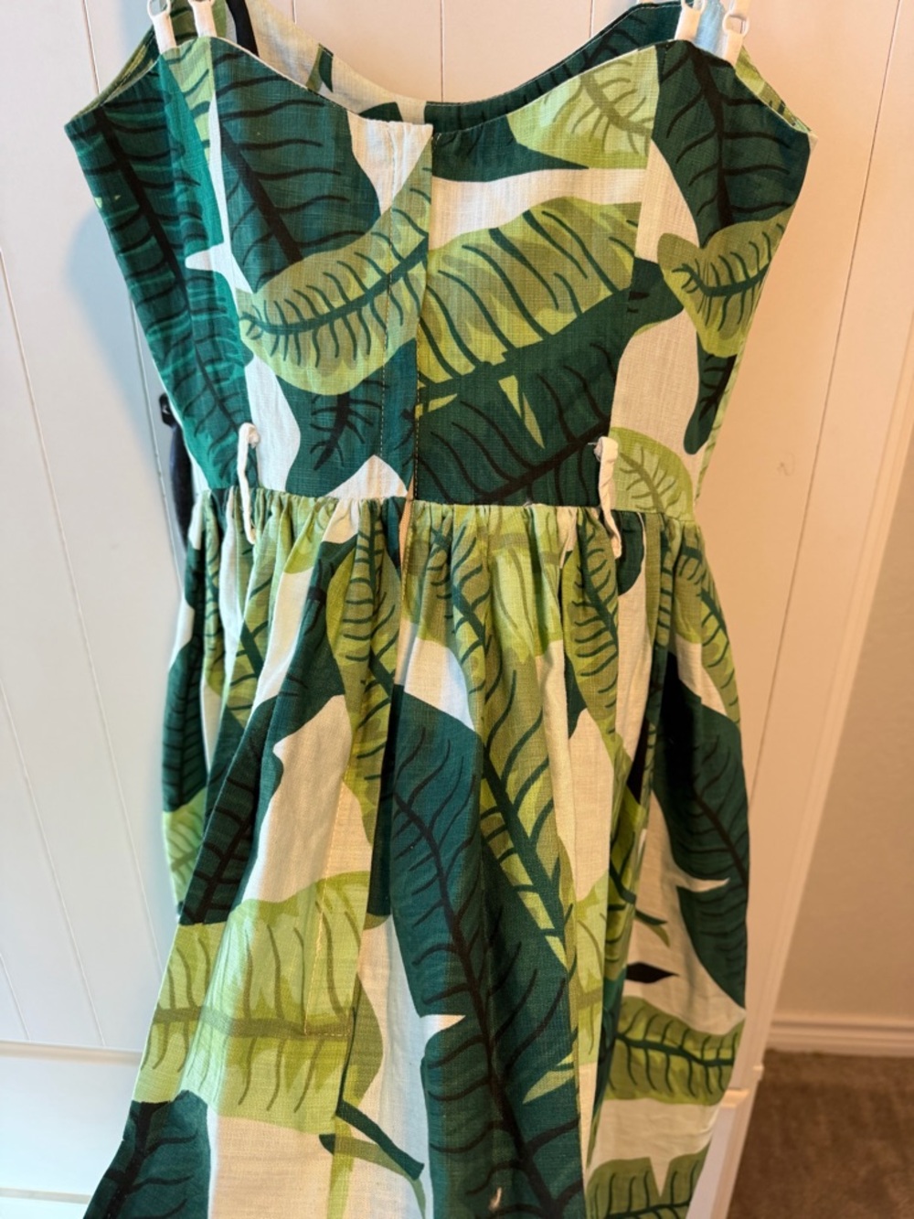 065 Collectif Green Leaf Tie-Strap Sundress Small, 1950s inspired SZ XS - Picture 6 of 7
